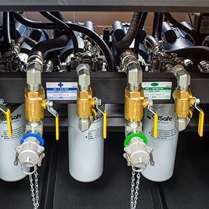 Each tank has its own pump and filter to prevent cross contamination
